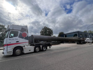 Opstelplaats en loopbrug Rozenburgsesluis